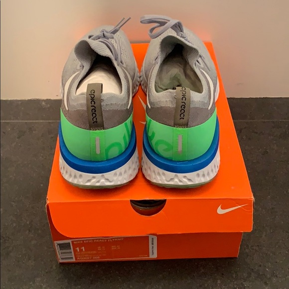 NWT Men’s Nike Epic React Flyknit Shoes - Picture 3 of 5